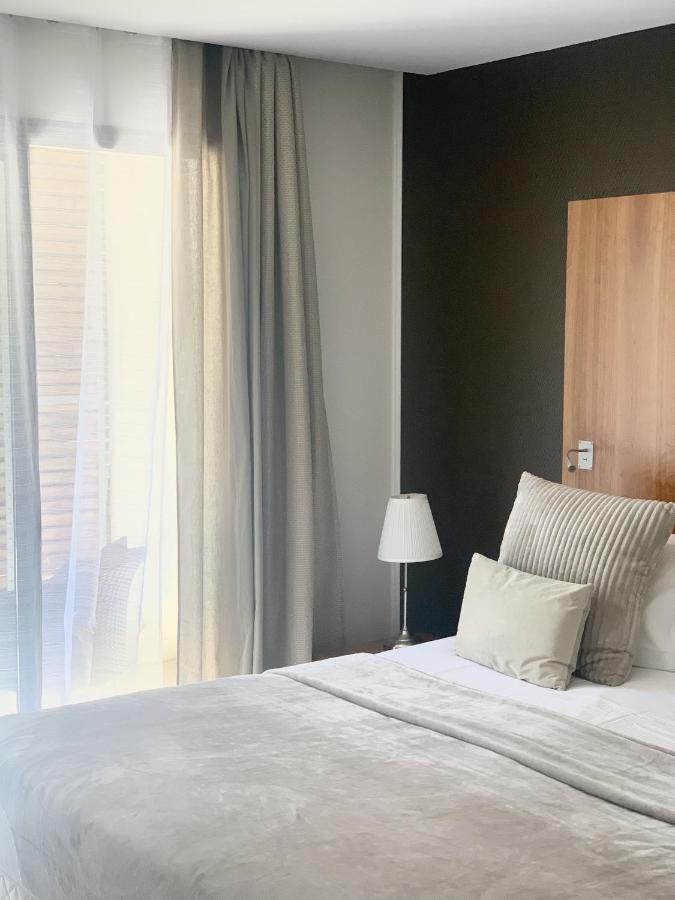 Hotel Au Bon Coin Du Lac Mimizan-Plage Екстериор снимка